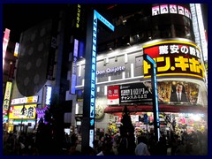 Higashi-Shinjuku by night 43